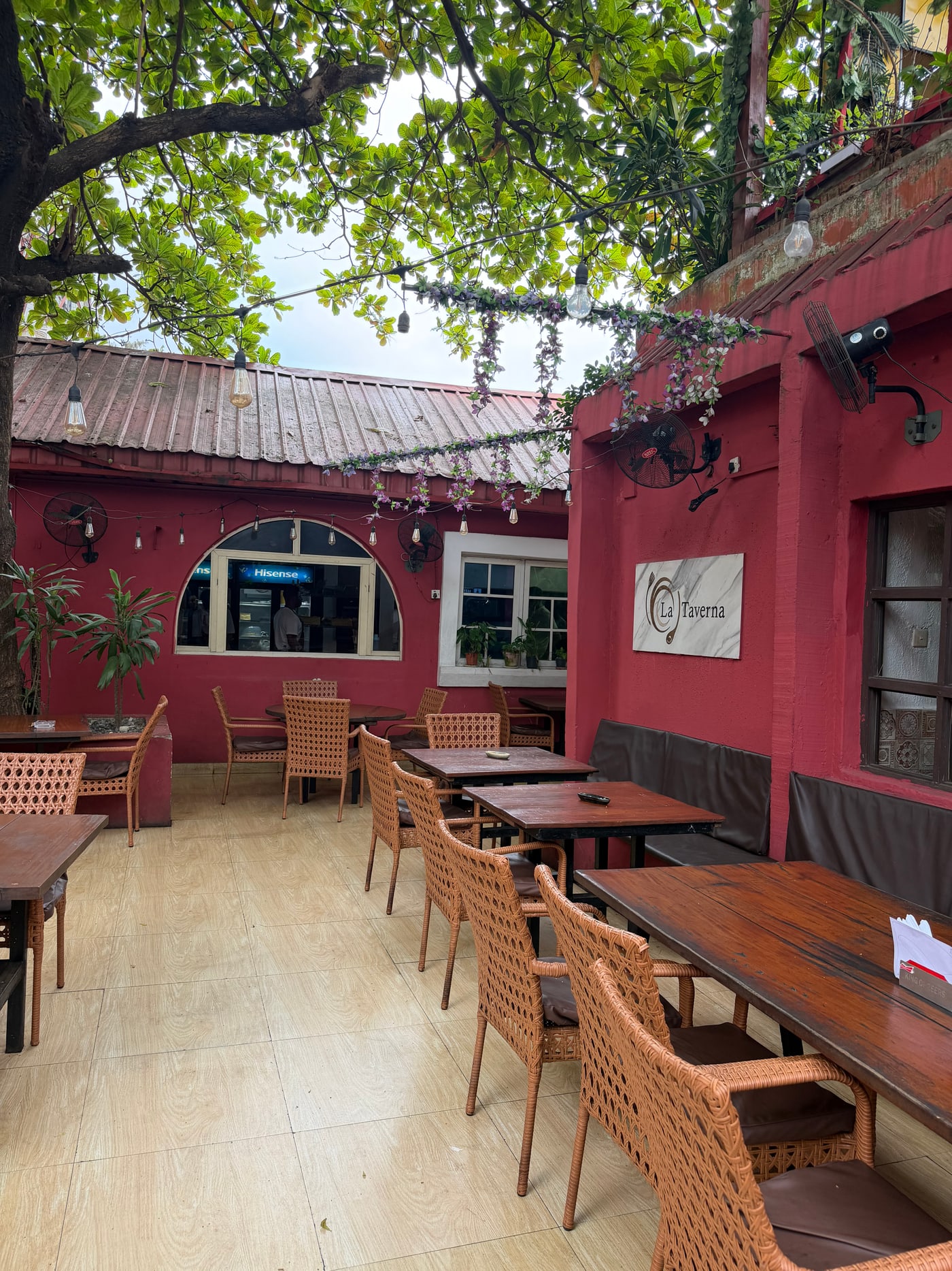 La Taverna photo 5