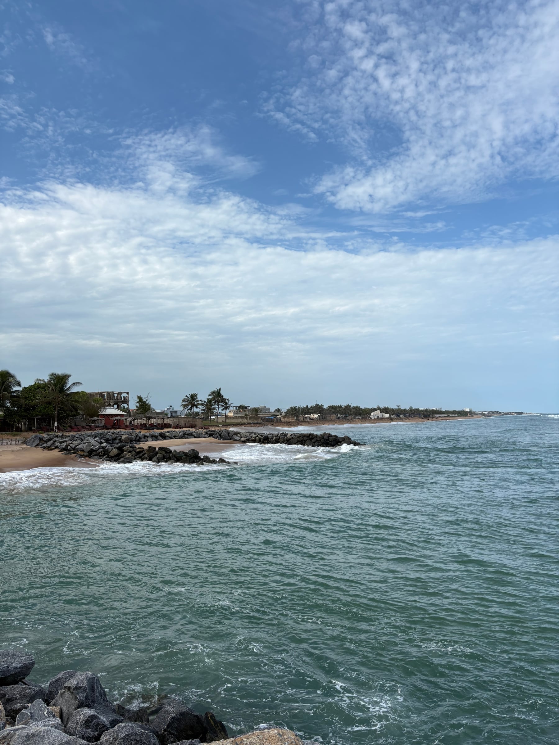 Lomé Beach Escape